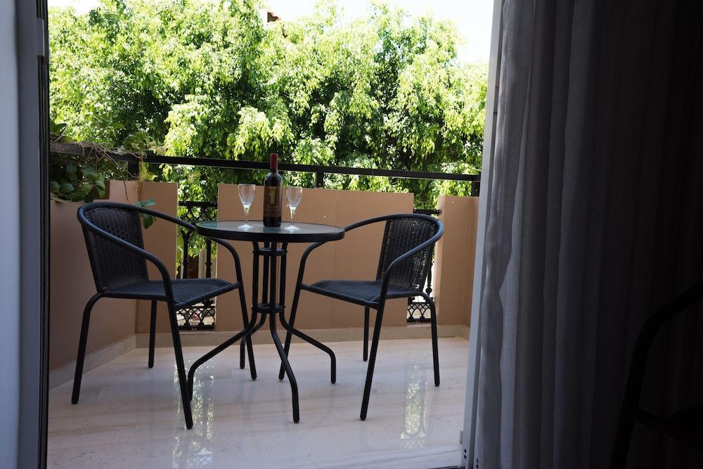 Sunset Seaside Apartments & Studios Réthymnon Extérieur photo